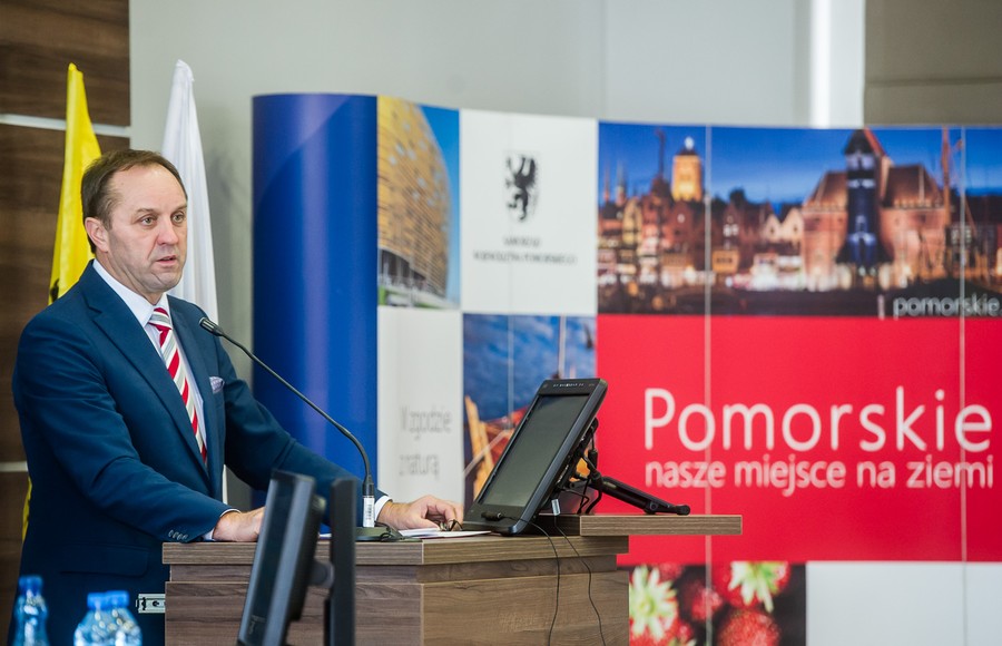 Podpisanie deklaracji współpracy na rzecz rewitalizacji i przywrócenia znaczenia gospodarczego dolnej Wisły, fot. Mateusz Ochocki/KFP