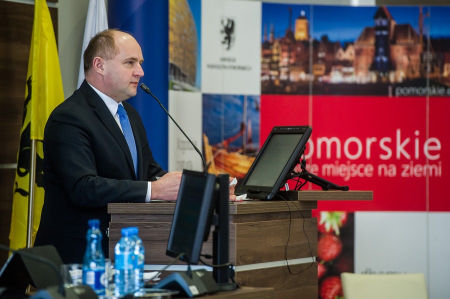 Podpisanie deklaracji współpracy na rzecz rewitalizacji i przywrócenia znaczenia gospodarczego dolnej Wisły, fot. Mateusz Ochocki/KFP