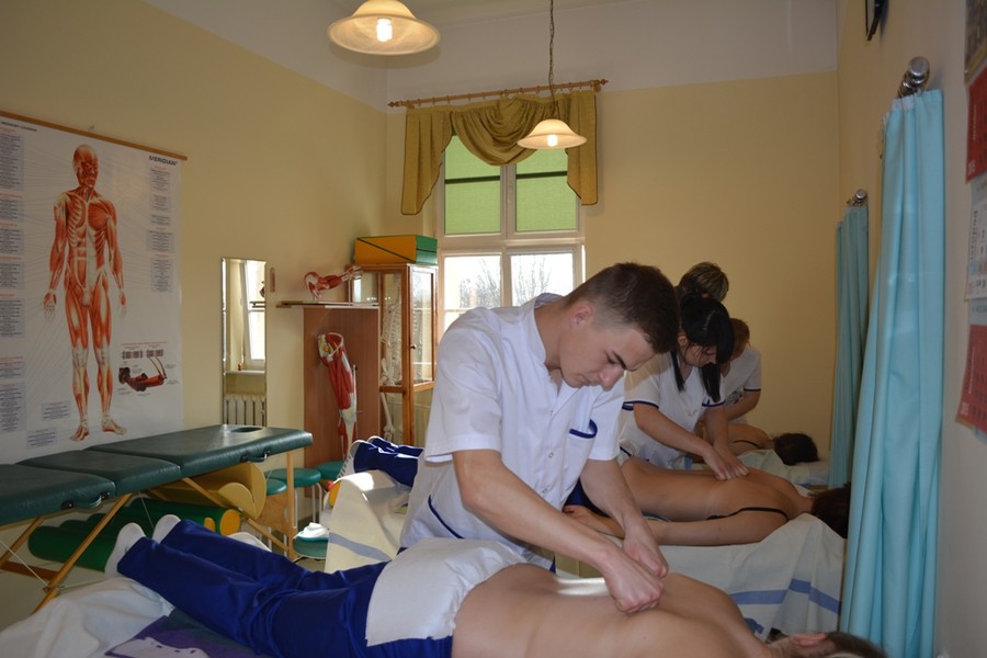 Zajęcia w Medyczno-Społecznym Centrum Kształcenia Zawodowego i Ustawicznego w Inowrocławiu, fot. archiwum szkoły