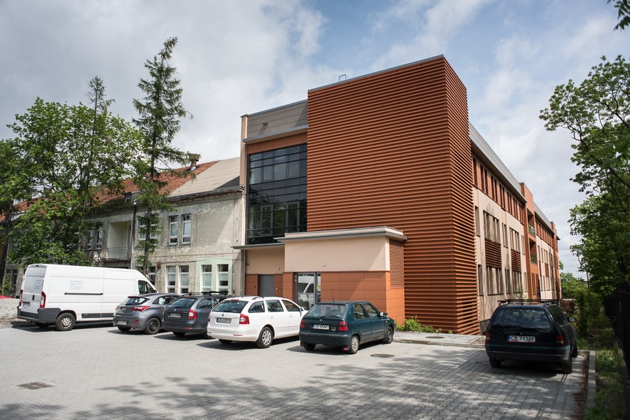 Bydgoskie Kujawsko-Pomorskie Centrum Pulmonologii – nowe skrzydło kompleksu przy ul. Seminaryjnej, fot. Tymon Markowski