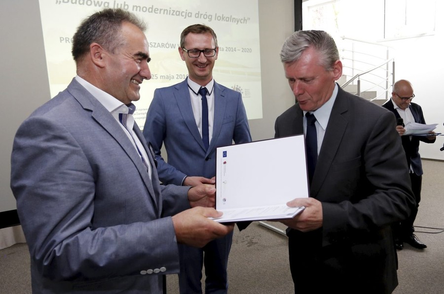 Uroczystość podpisywania umów o dofinansowanie inwestycji w ramach PROW, fot. Mikołaj Kuras.