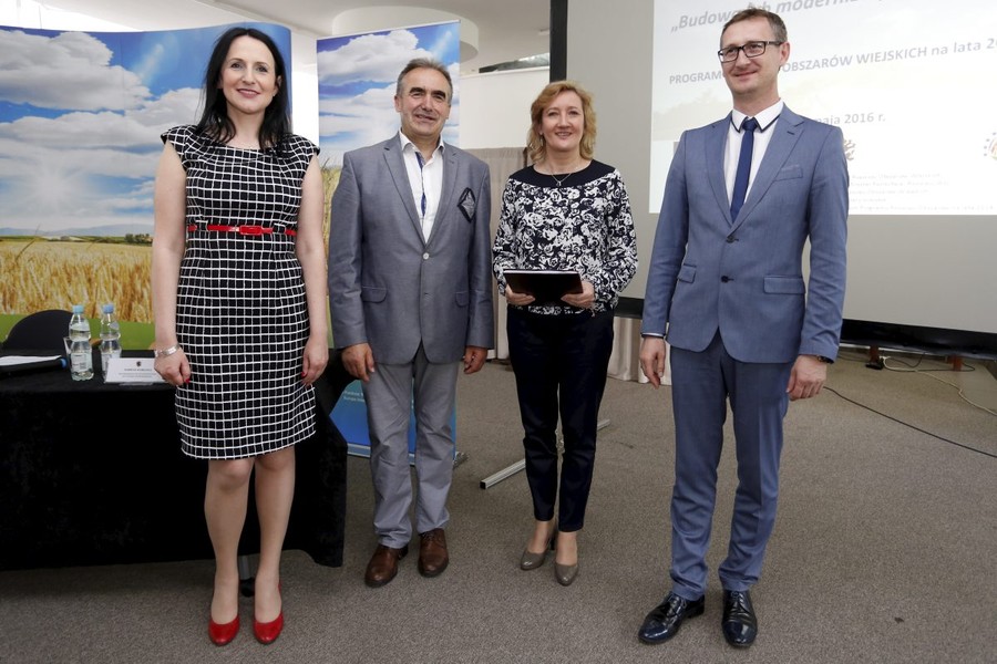 Uroczystość podpisywania umów o dofinansowanie inwestycji w ramach PROW, fot. Mikołaj Kuras.