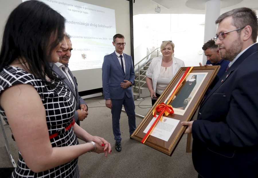 Uroczystość podpisywania umów o dofinansowanie inwestycji w ramach PROW, fot. Mikołaj Kuras.