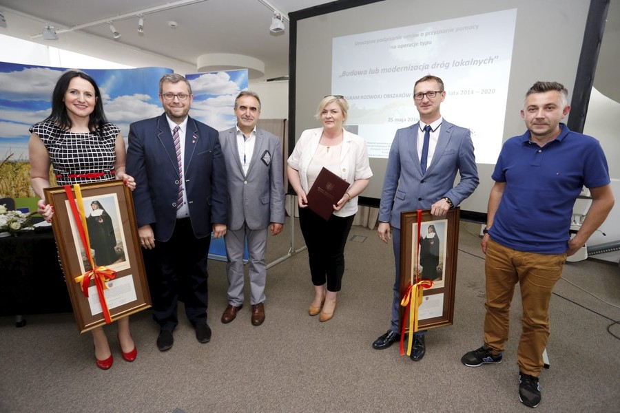 Uroczystość podpisywania umów o dofinansowanie inwestycji w ramach PROW, fot. Mikołaj Kuras.