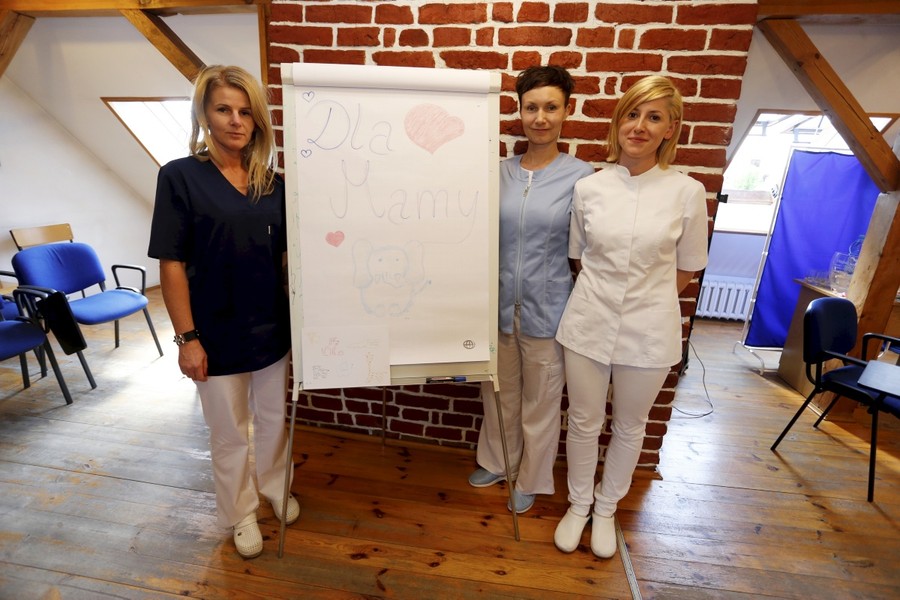 Bezpłatne zabiegi w szkolnych gabinetach masażu i urody, fot. Mikołaj Kuras