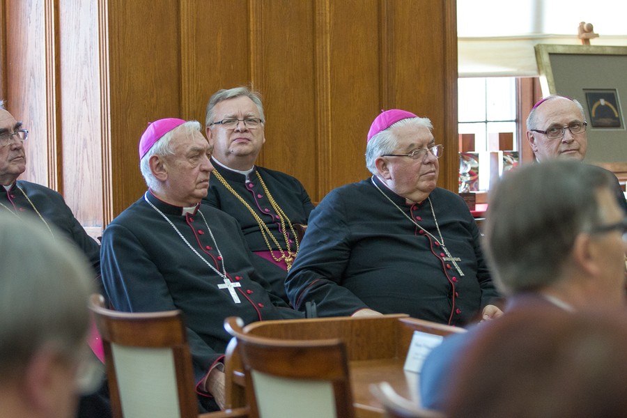 Uroczysta sesja sejmiku województwa, fot. Szymon Zdziebło/Tarantoga.pl