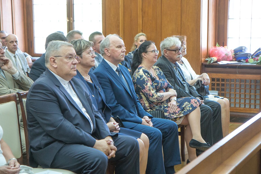 Uroczysta sesja sejmiku województwa, fot. Szymon Zdziebło/Tarantoga.pl