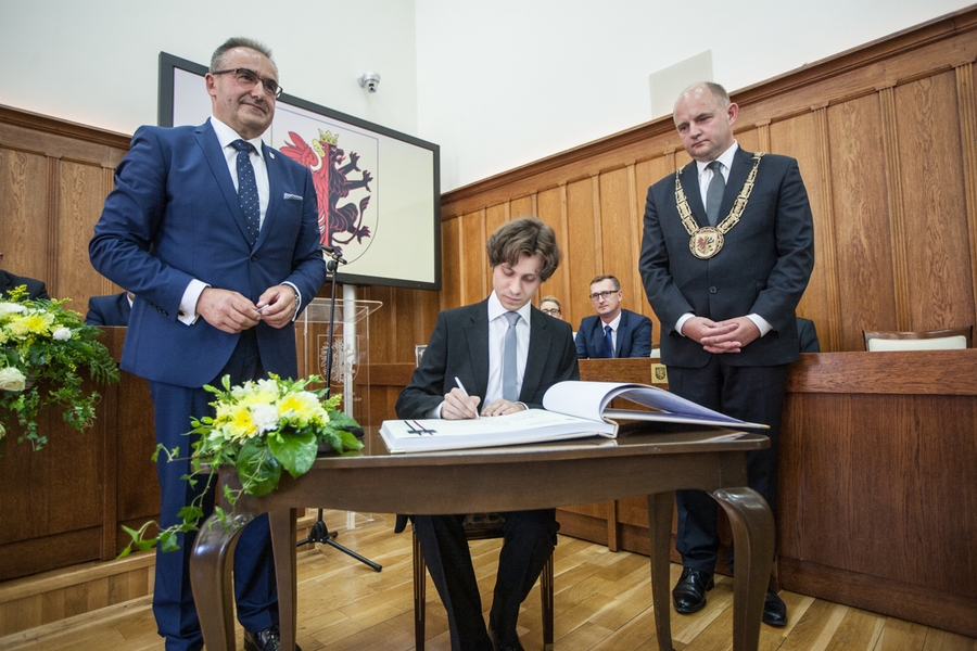 Uroczysta sesja sejmiku w ramach obchodów Święta Województwa, fot. Andrzej Goiński/UM WK-P