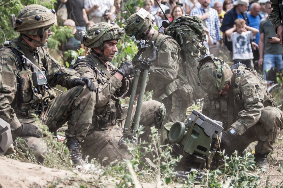 Zajęcie mostu drogowego gen. Elżbiety Zawackiej w Toruniu w ramach szkolenia Anakonda-16, fot. Andrzej Goiński/UM WK-P