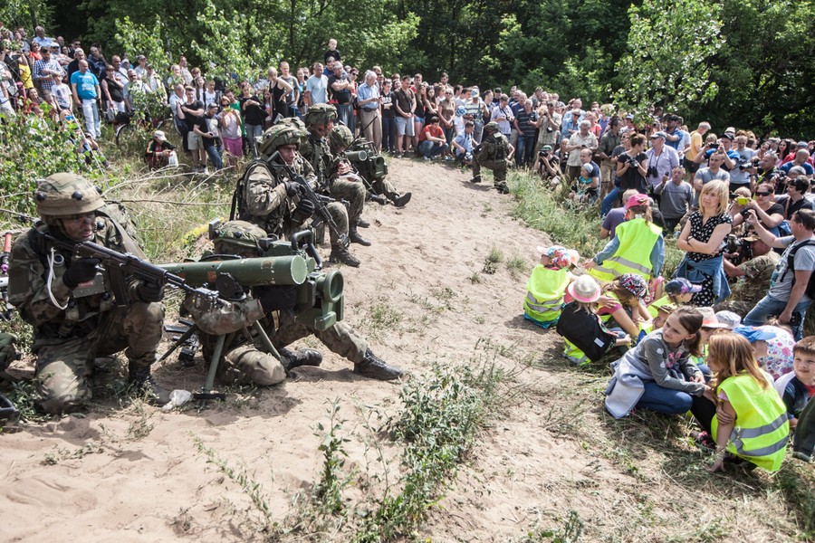 Zajęcie mostu drogowego gen. Elżbiety Zawackiej w Toruniu w ramach szkolenia Anakonda-16, fot. Andrzej Goiński/UM WK-P