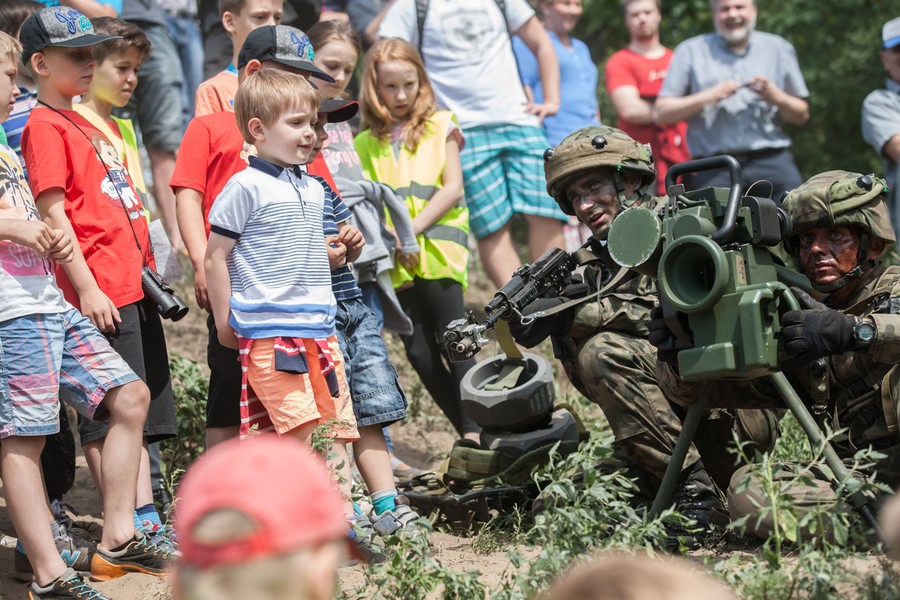 Zajęcie mostu drogowego gen. Elżbiety Zawackiej w Toruniu w ramach szkolenia Anakonda-16, fot. Andrzej Goiński/UM WK-P