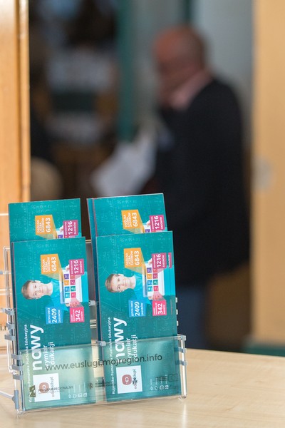 08.06.2016 Konferencja na temat Kujawsko-Pomorskiej Platformy Edukacyjnej Edupolis.pl, czyli internetowego portalu do nauki i pracy dla uczniów i nauczycieli z regionu. Edupolis.pl zawiera interaktywne materiały do nauczania przedmiotów w szkołach podstawowych: lekcje uczniowskie i nauczycielskie, ilustracje, pokazy slajdów, animacje, symulacje, gry dydaktyczne, ćwiczenia interaktywne, mapy i karty pracy. Platforma jest również miejscem tworzenia i przechowywania treści edukacyjnych oraz służy budowie społeczności nauczycieli oraz uczniów udostępniających i wymieniających między sobą tworzone materiały. Fot. Szymon Zdziebło/tarantoga.pl