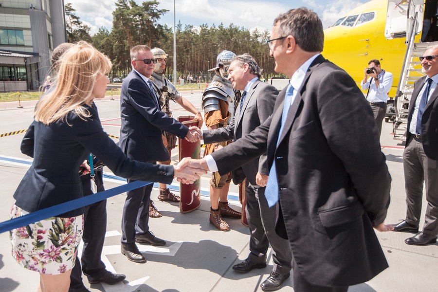 Uroczysta inauguracja połączenia w Porcie Lotniczym Bydgoszcz, fot. Andrzej Goińśki/UM WK-P