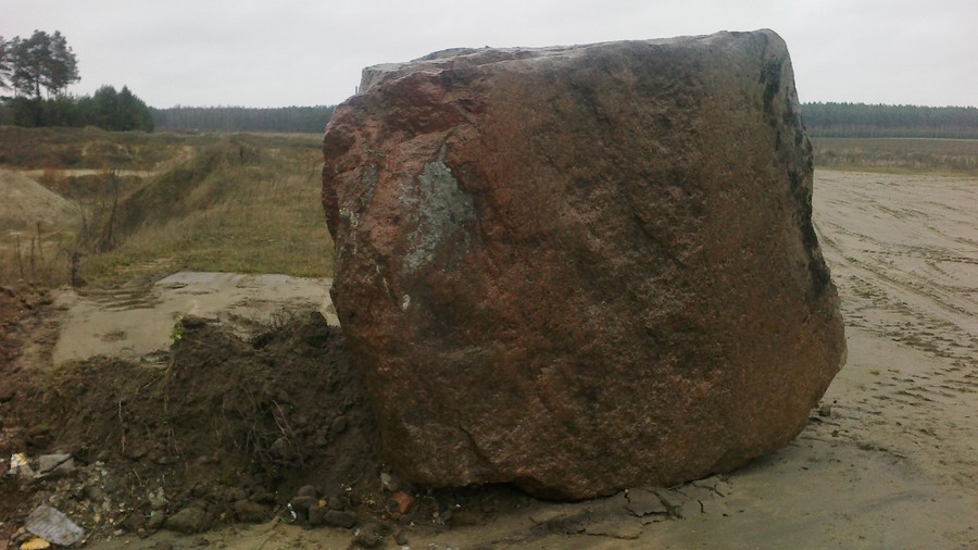 Kolekcja głazów narzutowych fot. Fundacja Ocalony Świat