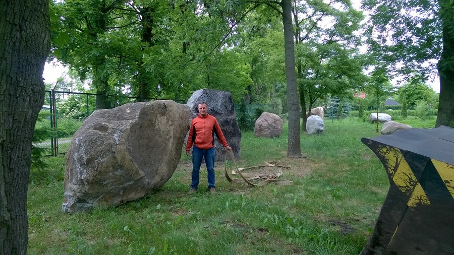 Kolekcja głazów narzutowych fot. Fundacja Ocalony Świat