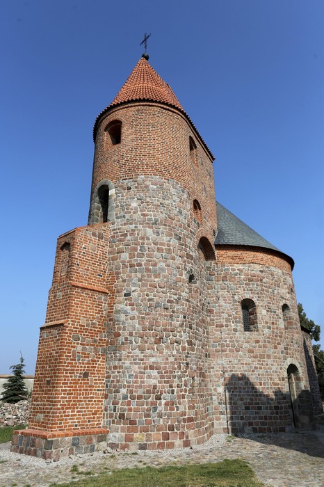 Prace konserwatorskie przy Rotundzie św. Prokopa w Strzelnie, fot. Mikołaj Kuras