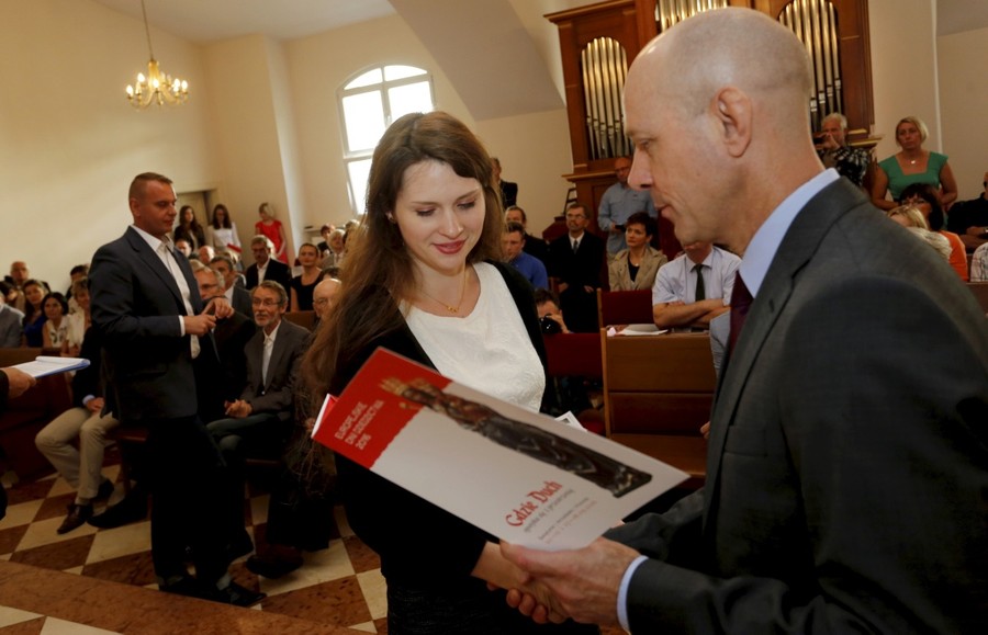 10.09.2016r., Wręczenie Medali Hereditas Saeculorum w Sanktuarium Matki Bożej Królowej Miłości i Pokoju Pani Kujaw w Markowicach w ramach uroczystych obchodów Europejskich Dni Dziedzictwa, fot. Mikołaj Kuras