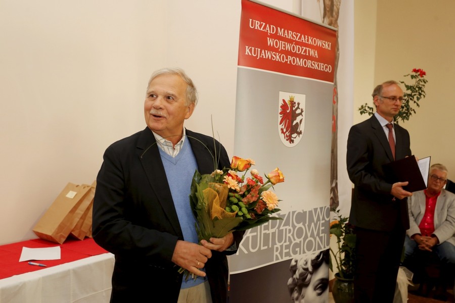 10.09.2016r., Wręczenie Medali Hereditas Saeculorum w Sanktuarium Matki Bożej Królowej Miłości i Pokoju Pani Kujaw w Markowicach w ramach uroczystych obchodów Europejskich Dni Dziedzictwa, fot. Mikołaj Kuras