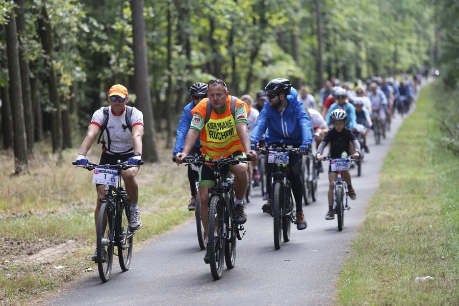Rodzinny rajd rowerowy w Toruniu, fot. Mikołaj Kuras