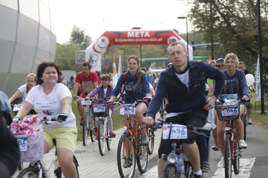 Rodzinny rajd rowerowy w Toruniu, fot. Mikołaj Kuras