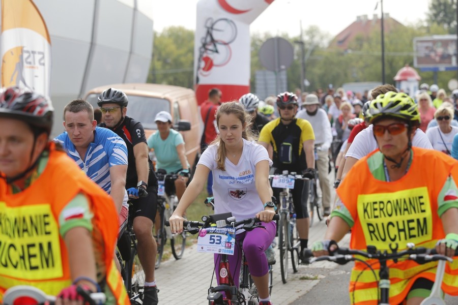 Rodzinny rajd rowerowy w Toruniu, fot. Mikołaj Kuras