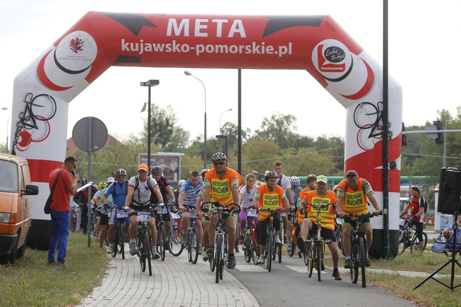 Rodzinny rajd rowerowy w Toruniu, fot. Mikołaj Kuras