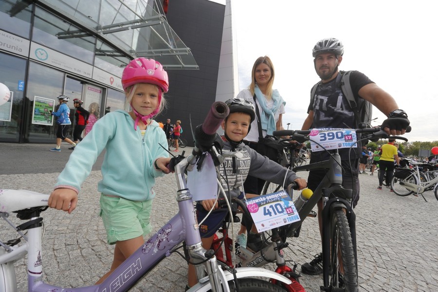 Rodzinny rajd rowerowy w Toruniu, fot. Mikołaj Kuras