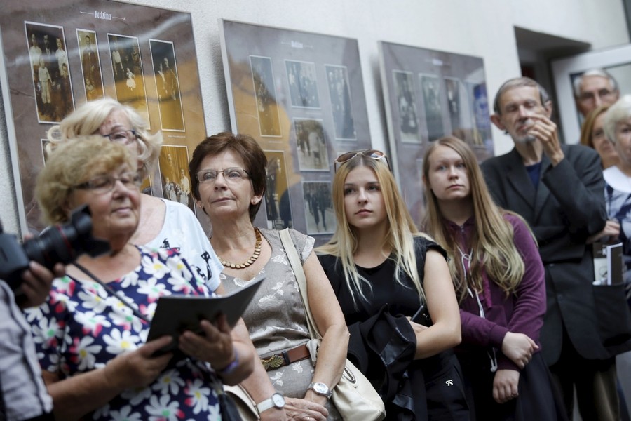 16.09.2016r., Wernisaż wystawy „Opowieści z fotografii” z okazji obchodów Europejskich Dni Dziedzictwa w Wojewódzkim Ośrodku Animacji Kultury w Toruniu, fot. Mikołaj Kuras
