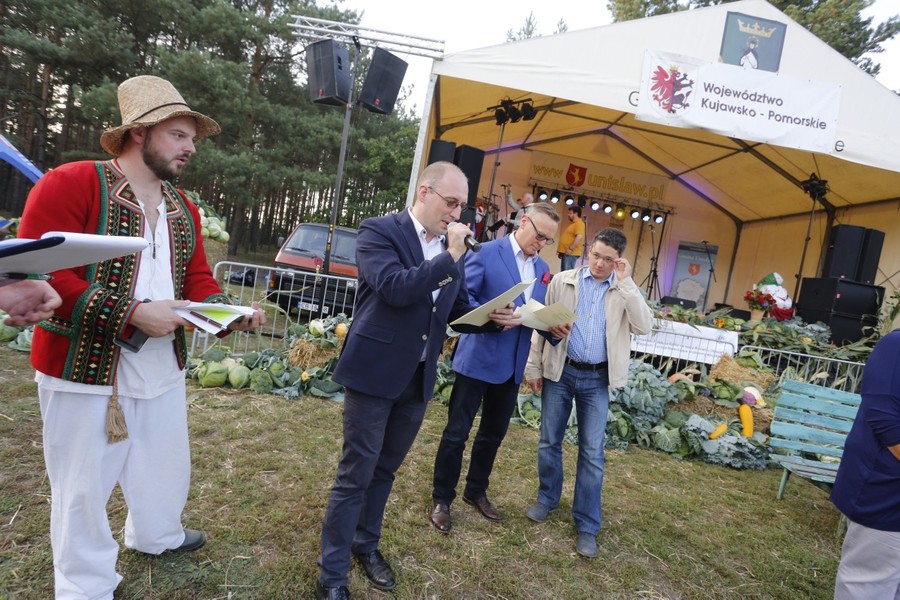 17.09.2016r., Święto Kapusty w Brukach Unisławskich, fot. Mikołaj Kuras