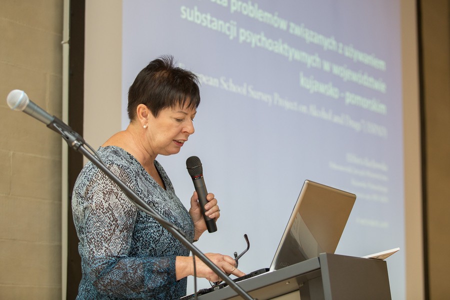 19.09.2016r., Narada dla Pełnomocników/Koordynatorów Gminnych Programów Rozwiązywania Problemów Uzależnień oraz Członków Gminnych Komisji Rozwiązywania Problemów Alkoholowych, fot. Szymon Zdziebło/tarantoga.pl