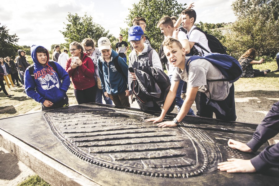 XXII Festyn Archeologiczny w Biskupinie pt. „BISKUPIN ARCHEO - FASHION WEEK”, fot. Andrzej Goiński