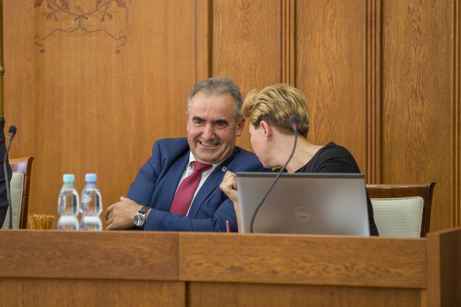 XXIV sesja sejmiku województwa kujawsko-pomorskiego, fot. Szymon Zdziebło/tarantoga.pl