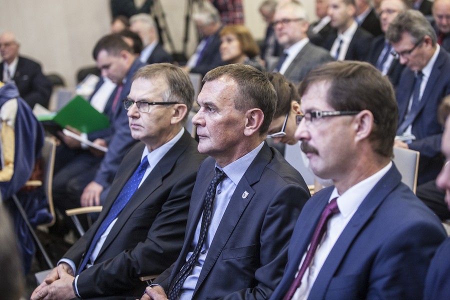 Konferencja naukowa ,,Wisła - wczoraj, dziś i jutro” w Urzędzie Marszałkowskim, fot. Andrzej Goiński