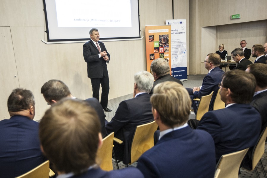 Konferencja naukowa ,,Wisła - wczoraj, dziś i jutro” w Urzędzie Marszałkowskim, fot. Andrzej Goiński
