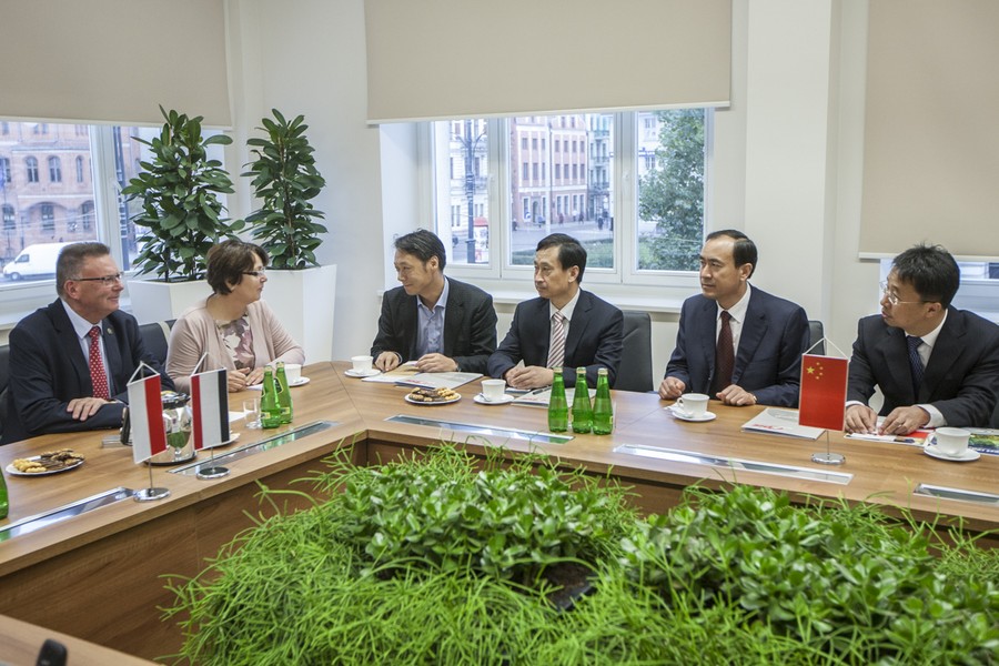 21.10.2016r., Spotkanie z delegacją z Chin, fot. Andrzej Goiński