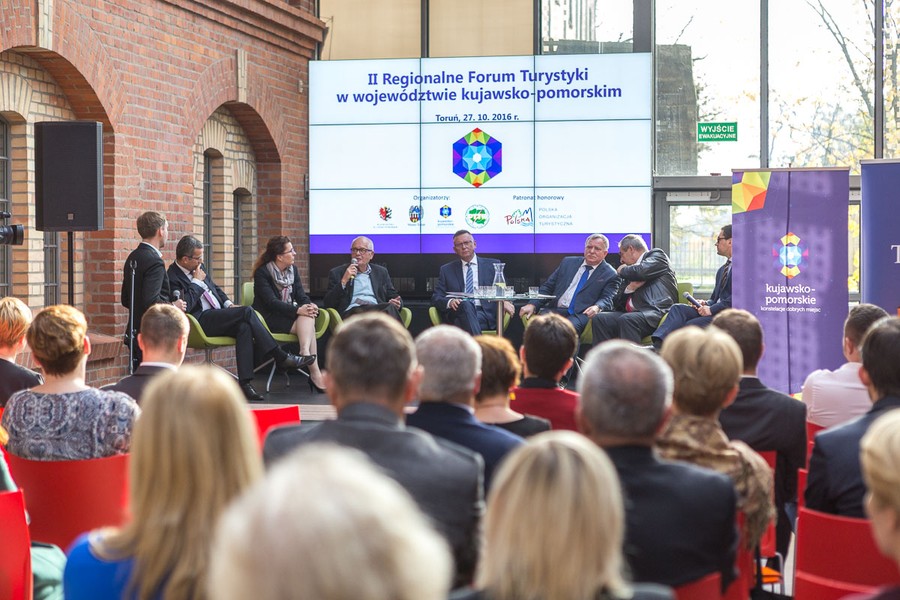 27.10.2016r., Wojewódzkie obchody Światowego Dnia Turystyki oraz II Regionalne Forum Turystki w Toruniu, fot. Szymon Zdziebło