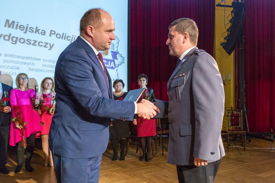 Gala wręczenia nagród Stalowe Anioły 2016, fot. Szymon Zdziebło/Tarantoga.pl