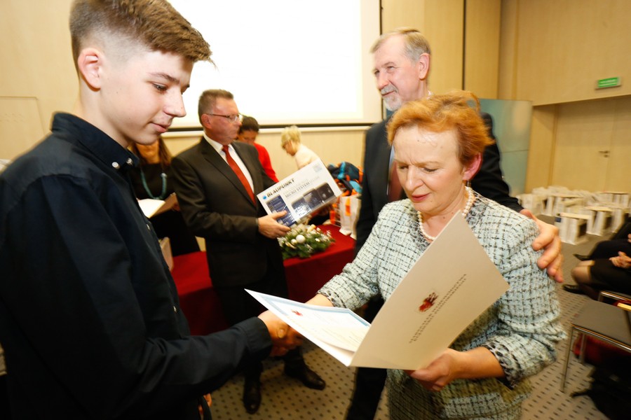 Uroczyste wręczenie nagród w marszałkowskich konkursach edukacyjnych, fot. Mikołaj Kuras