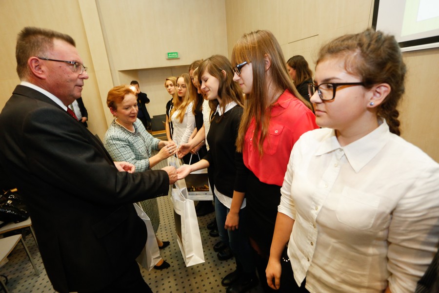 Uroczyste wręczenie nagród w marszałkowskich konkursach edukacyjnych, fot. Mikołaj Kuras