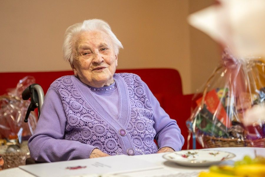 Wręczenie medalu Unitas Durat Marcie Stolarskiej, fot. Szymon Zdziebło /tarantoga.pl dla UMWKP